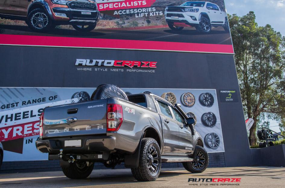 FORD RANGER ASSAULT GLOSS BLACK MILLED ACCENTS